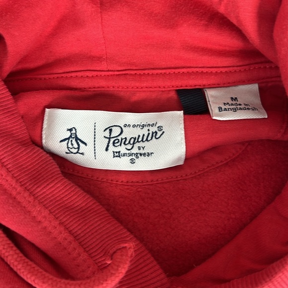 Penguin red men’s med hoodie - Picture 3 of 4